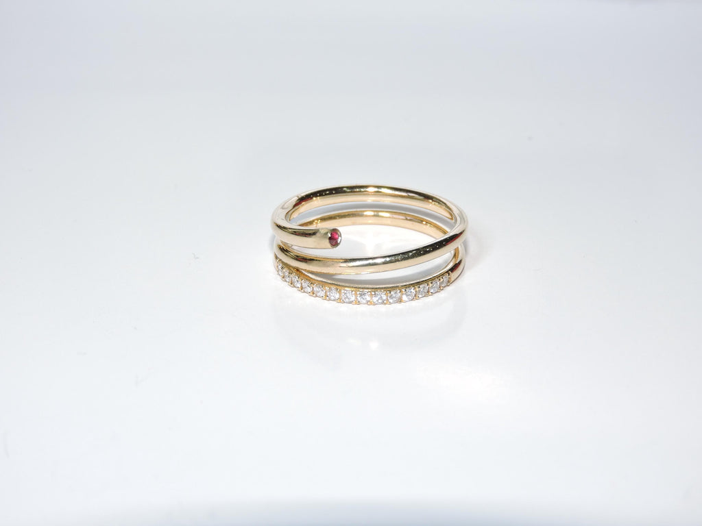 14k Gold Spiral Ring: 0.15ct Diamond Twisted Band, Sarmal Yüzük, Wrap Ring, Spiral Diamond Ring