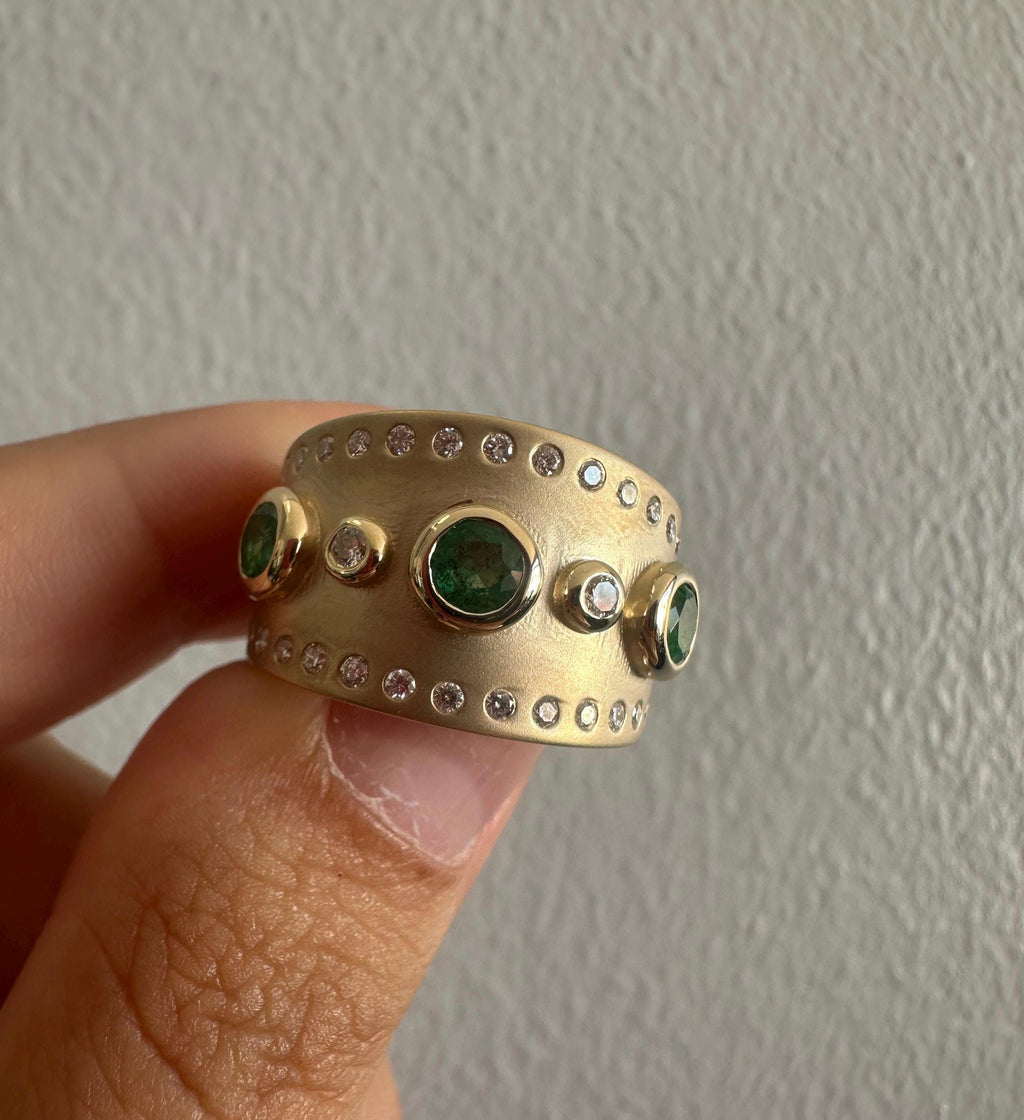 Handmade 14k Gold Band Ring, Emerald and Diamond Bezel, Wide Ring, Unisex Gold Ring, Luxury Ring