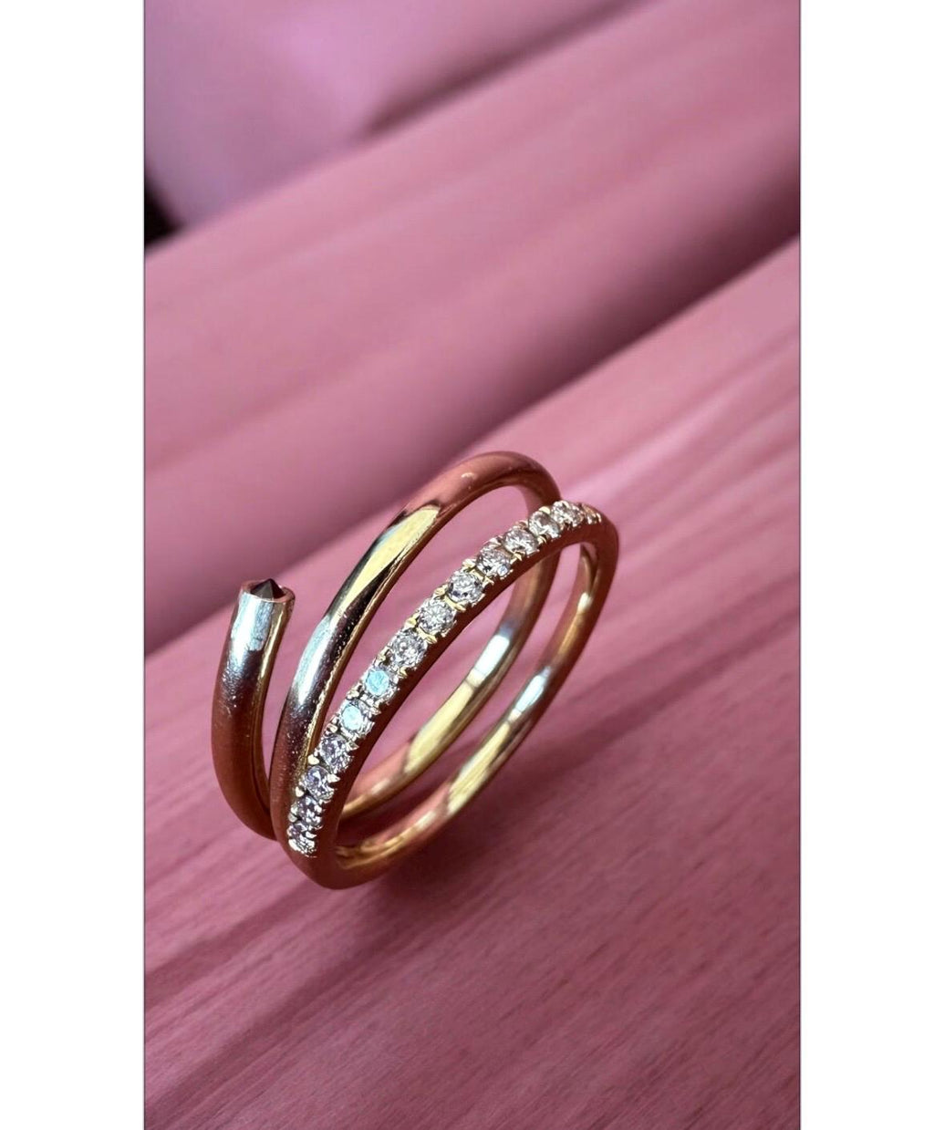 14k Gold Spiral Ring: 0.15ct Diamond Twisted Band, Sarmal Yüzük, Wrap Ring, Spiral Diamond Ring