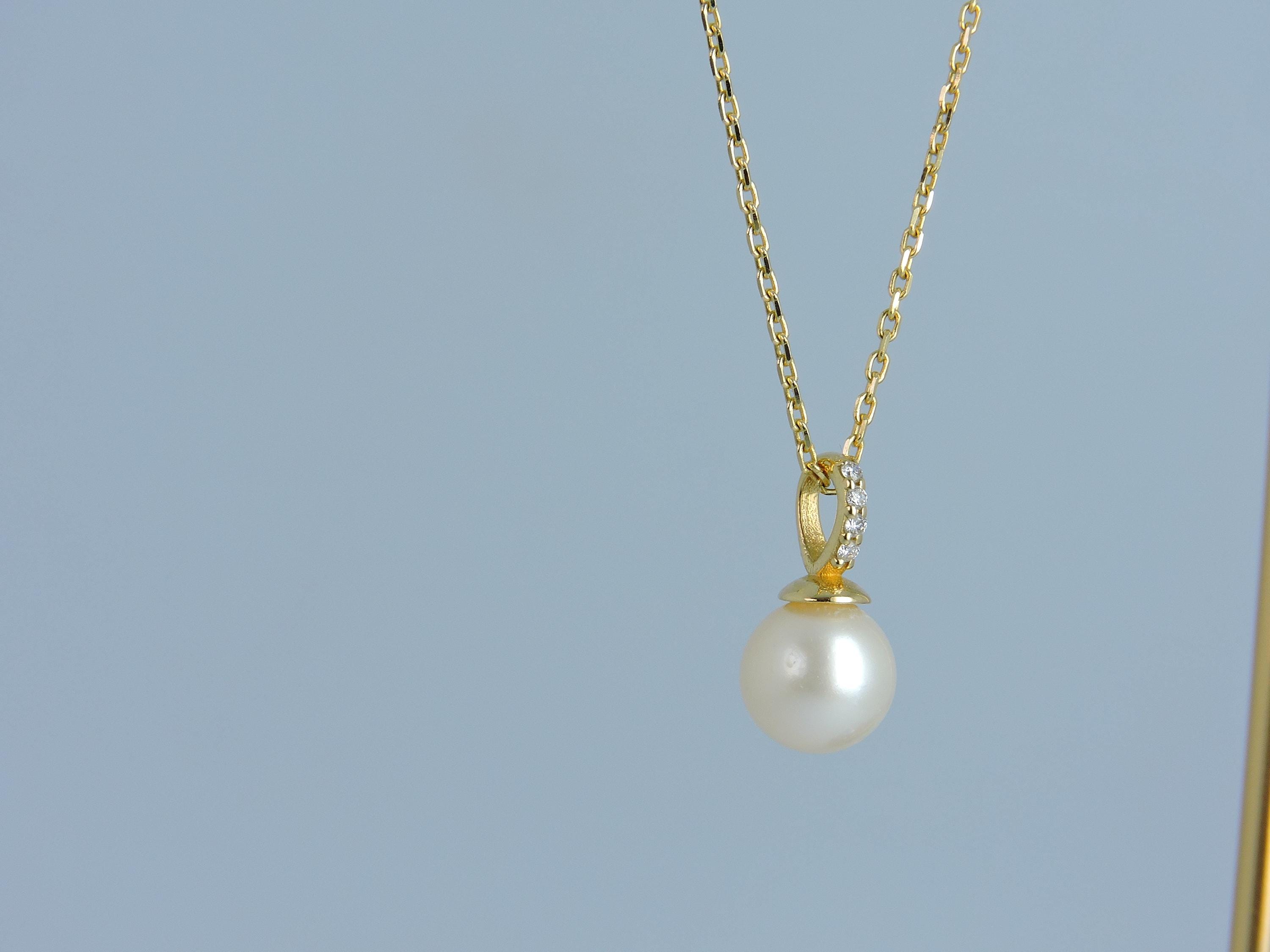 7mm Pearl Drop Diamond Necklace in Solid Gold – Minimal Pearl Pendant Necklace – Handmade Fine Jewelry