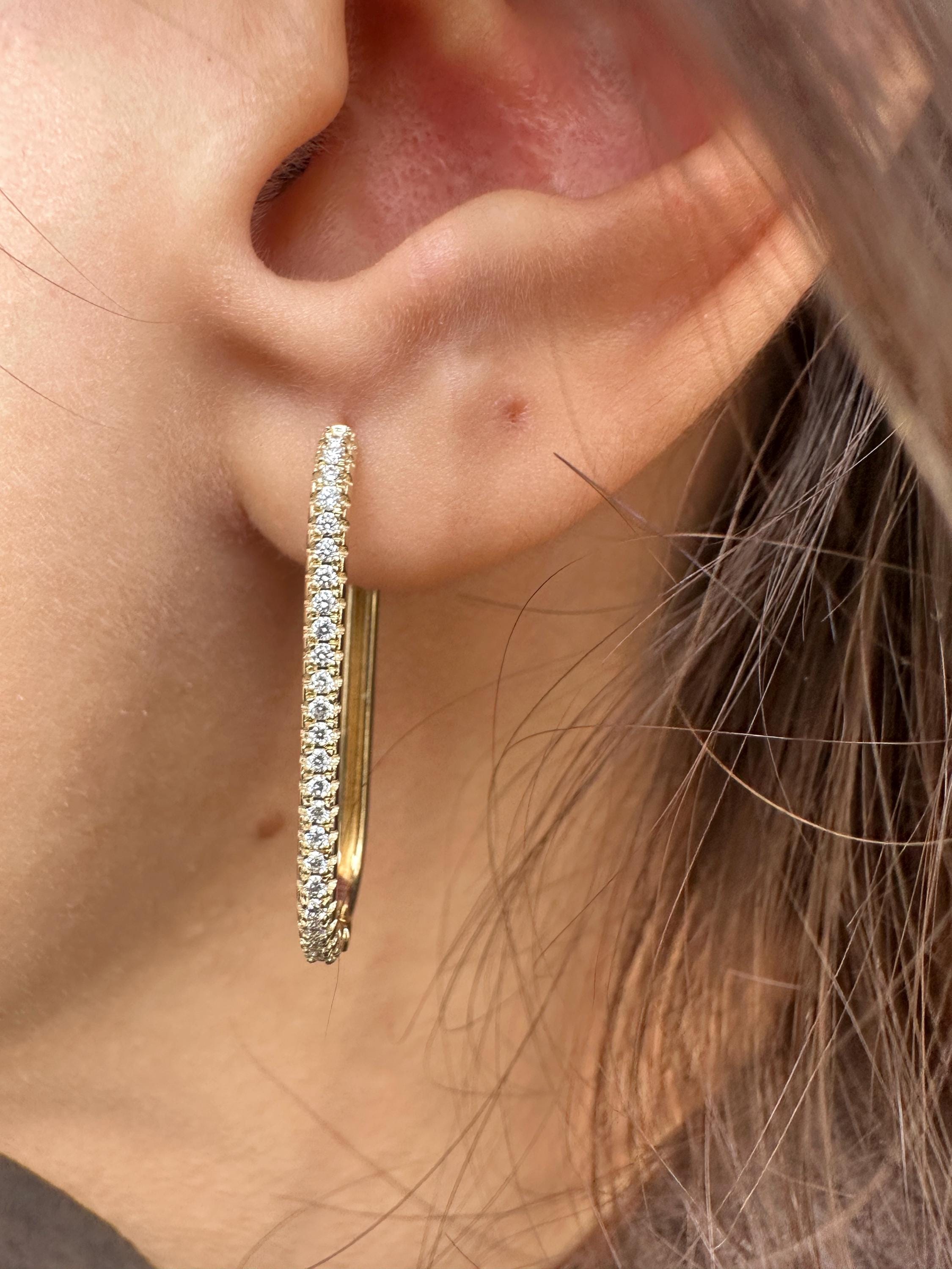 14k Gold Diamond Hoop Earrings: Delicate Oval Design