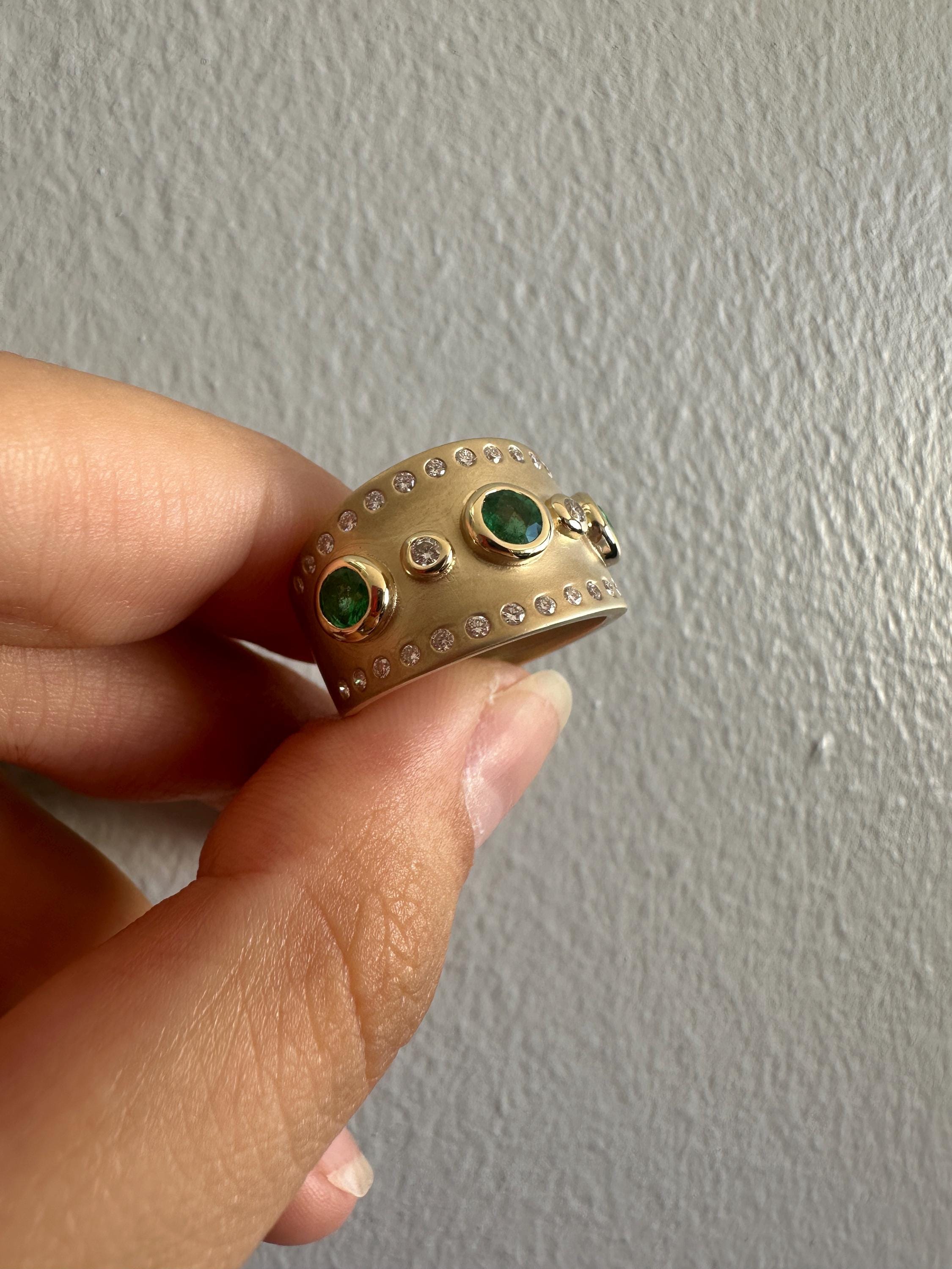 Handmade 14k Gold Band Ring, Emerald and Diamond Bezel, Wide Ring, Unisex Gold Ring, Luxury Ring